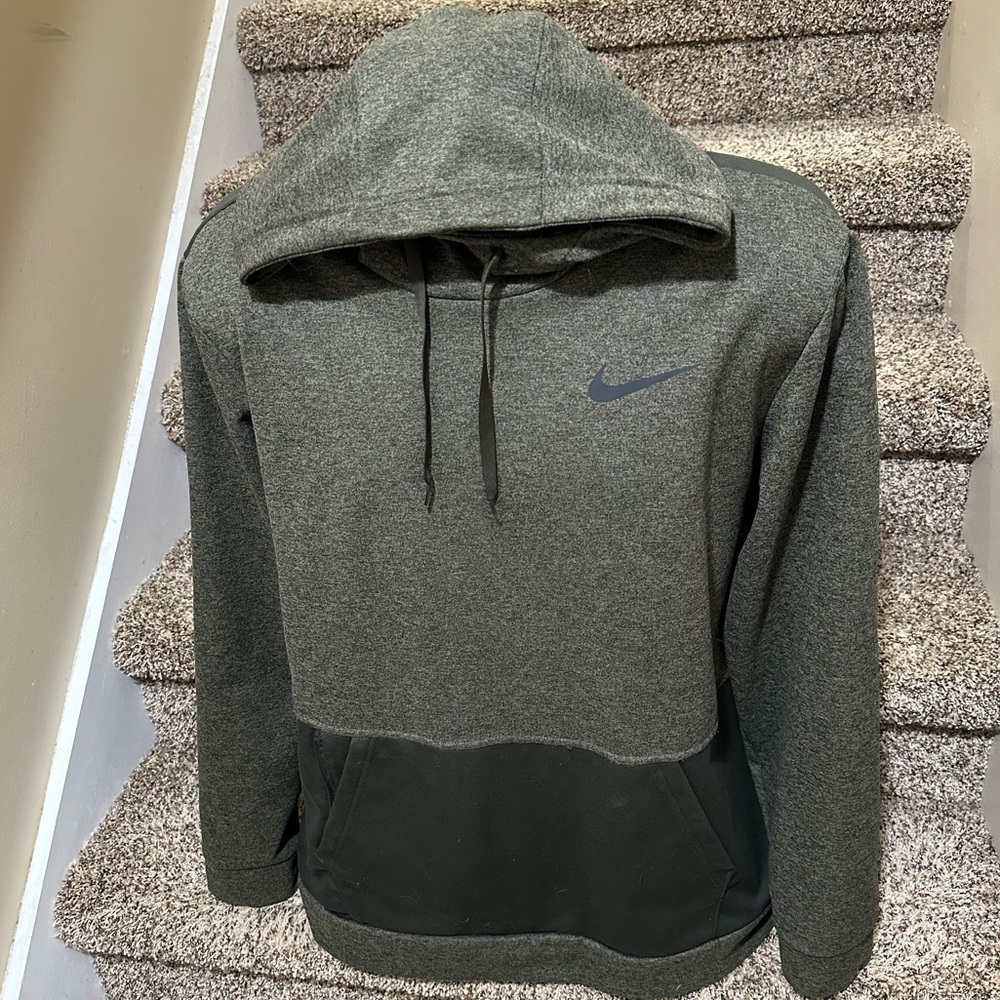 Flawless *NIKE Therma-Fit* mens soft atheltic comfortable hoodie sweatshirt XL